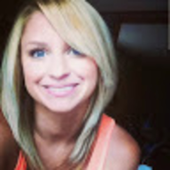 Meet your Posher, Tawni - Picture 1 of 1